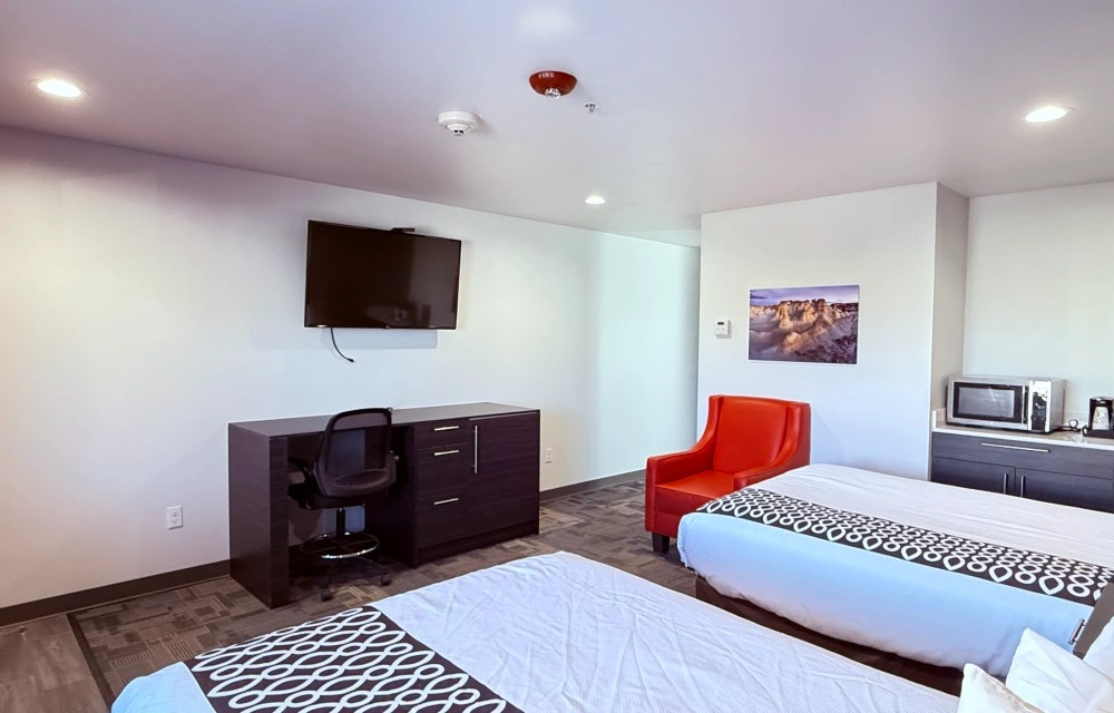 Post Time Inn - Standard King